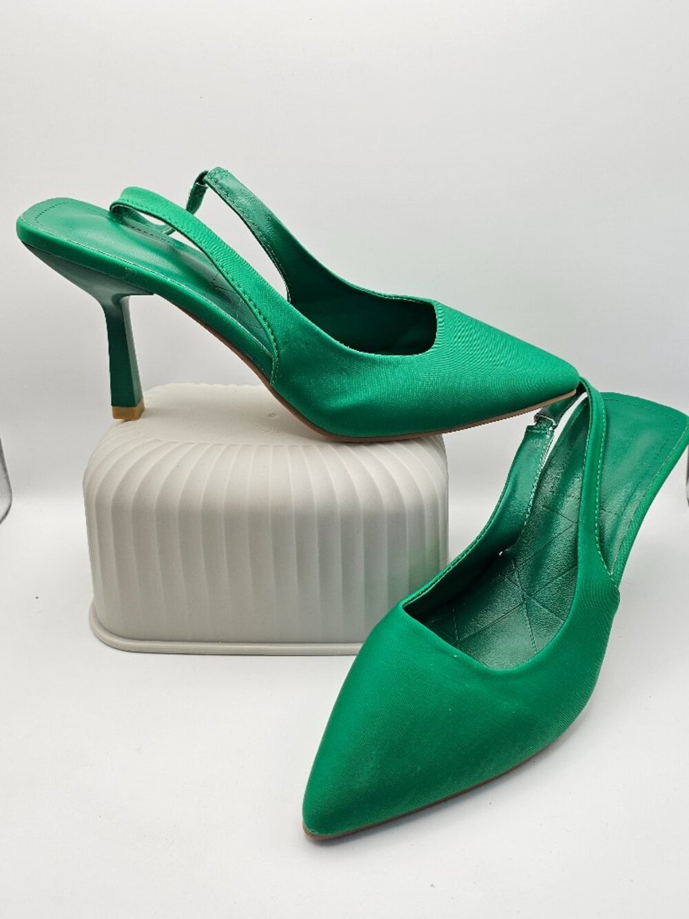 Janseven Green Slingback Pointed‑Toe Kitten Heels – EU 37 US 6.5